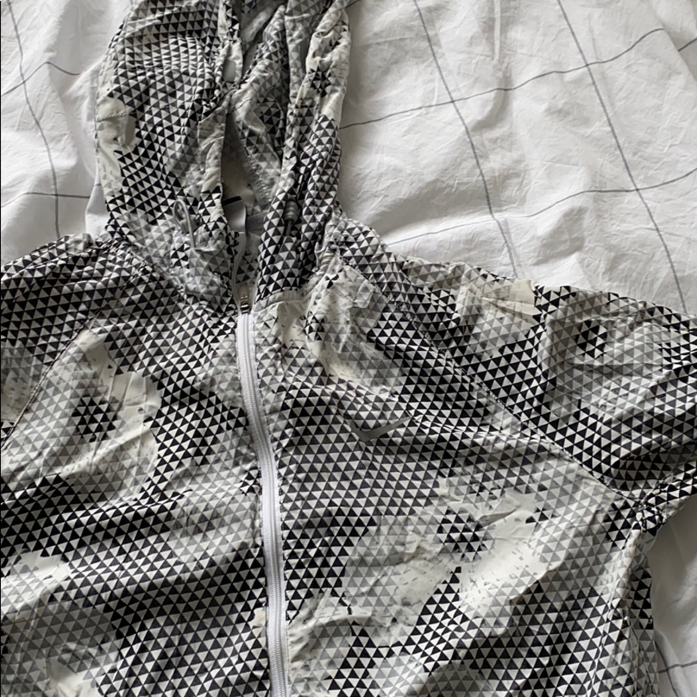 Nike Geometric Pattern Windbreaker Jacket - image 3